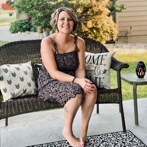 Meet your Posher, Posh